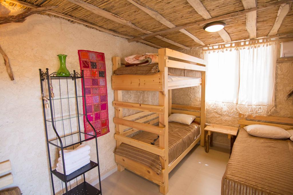 Kfar Hanokdim - Glamping & Camping Арад Номер фото