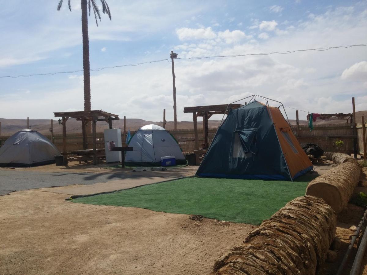 Kfar Hanokdim - Glamping & Camping Арад Экстерьер фото