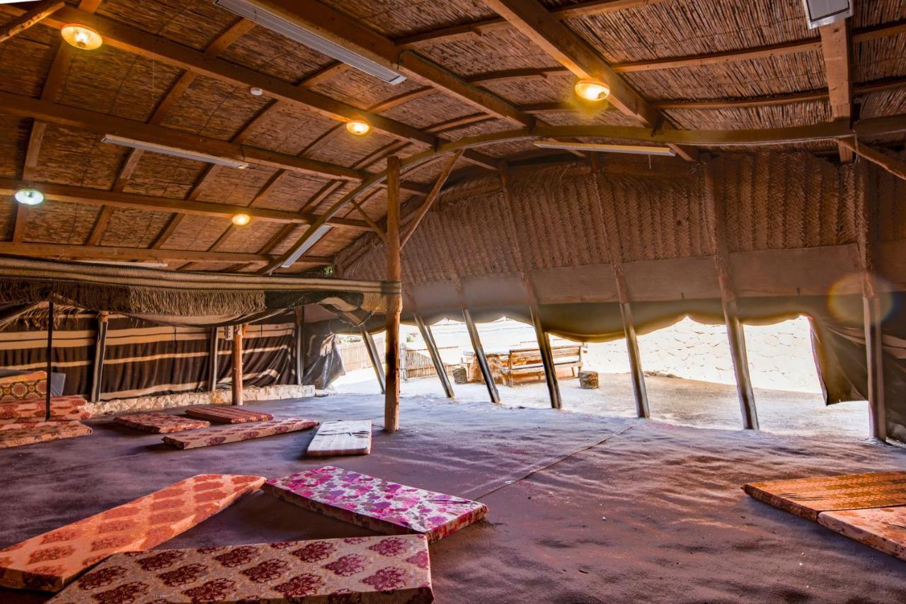 Kfar Hanokdim - Glamping & Camping Арад Экстерьер фото