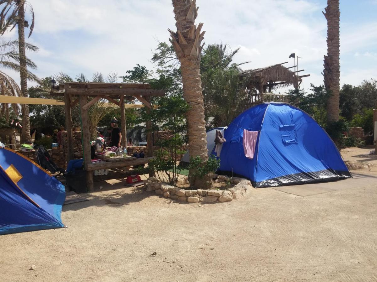 Kfar Hanokdim - Glamping & Camping Арад Экстерьер фото