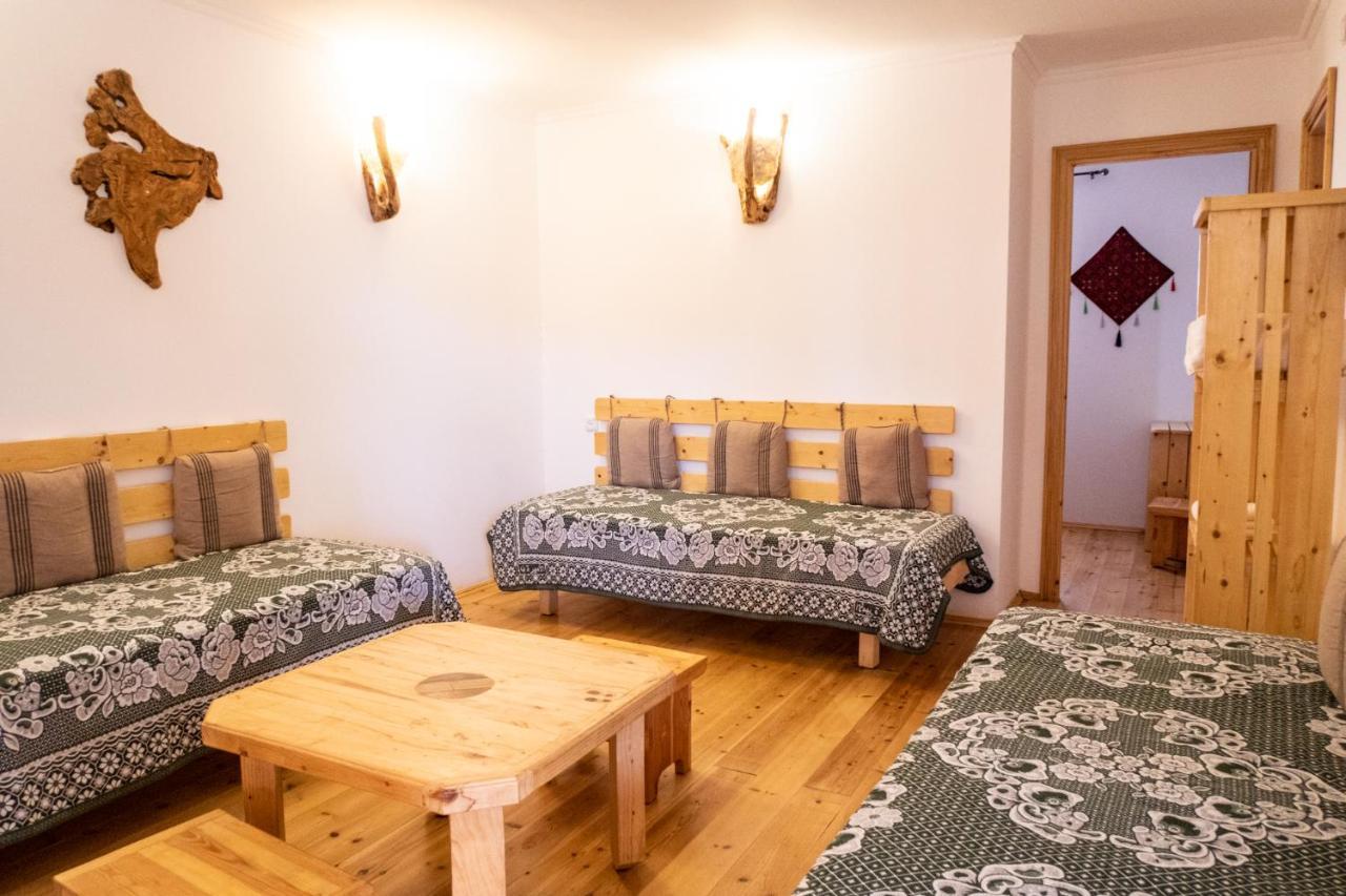 Kfar Hanokdim - Glamping & Camping Арад Экстерьер фото