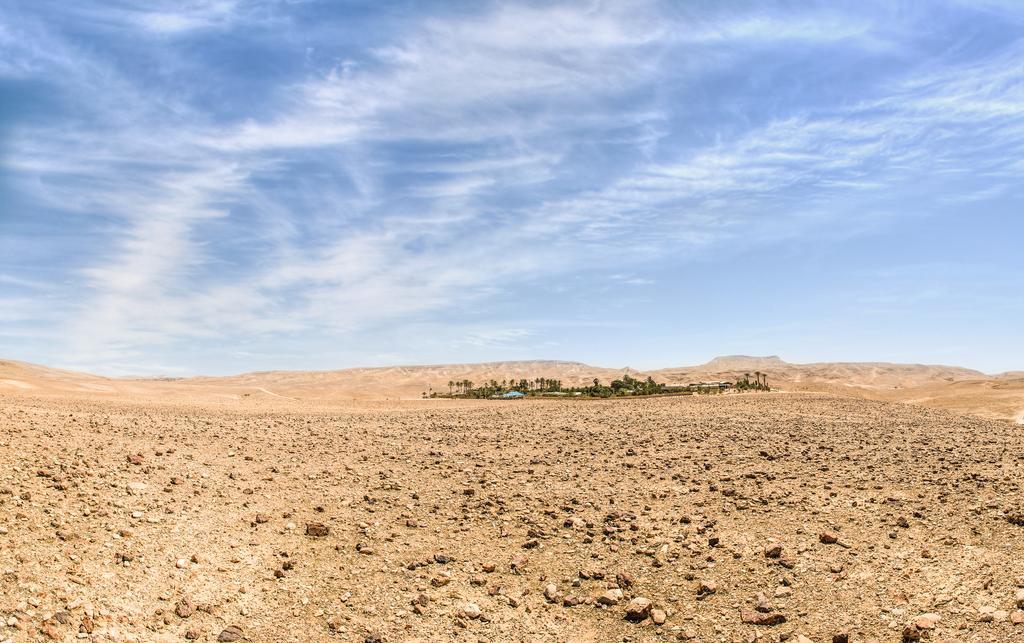 Kfar Hanokdim - Glamping & Camping Арад Экстерьер фото